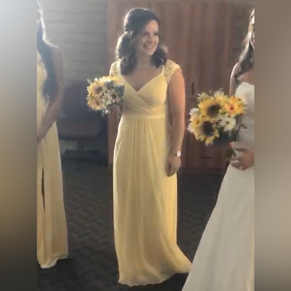 David’s Bridal Bridesmaid Dress (Size 6 altered)